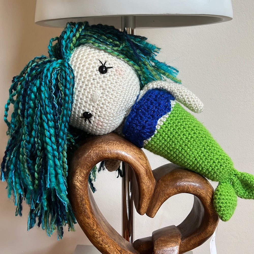 Mermaid amigurumi handmade 🦚 peacock hair colors